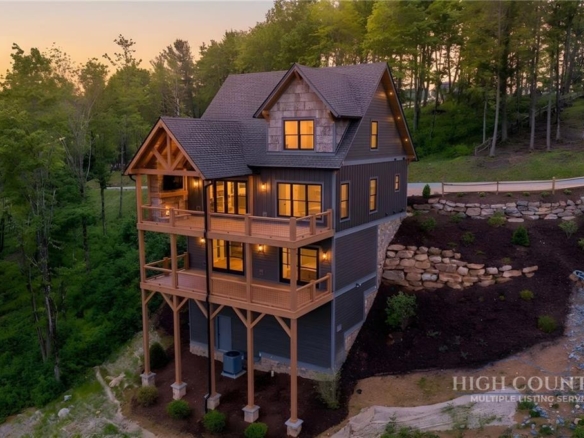 275 Vineyard Trail Banner Elk, NC 28604